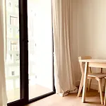 1Br Fancy Luminous W/ Ac | By Airnest